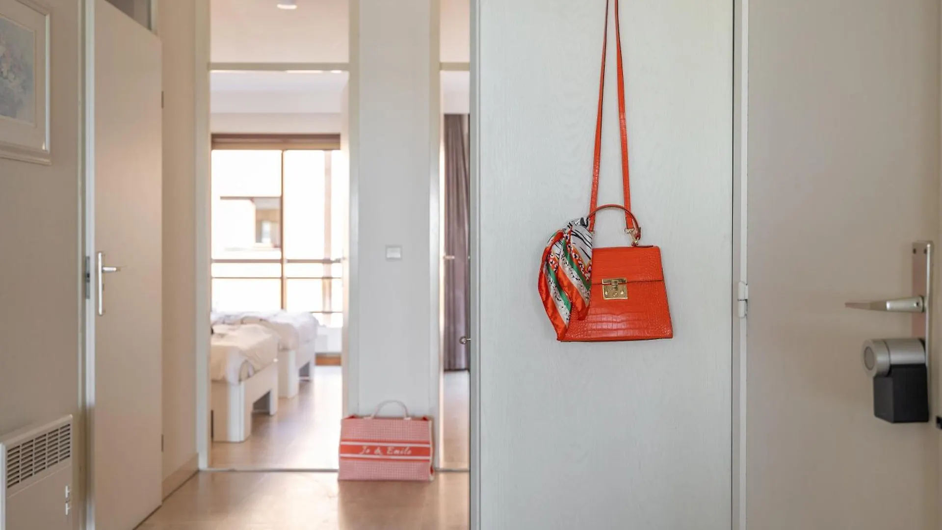Royal Middelkerke Met Garage Apartment