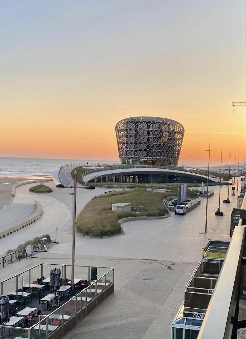 Royal Middelkerke Met Garage Lägenhet
