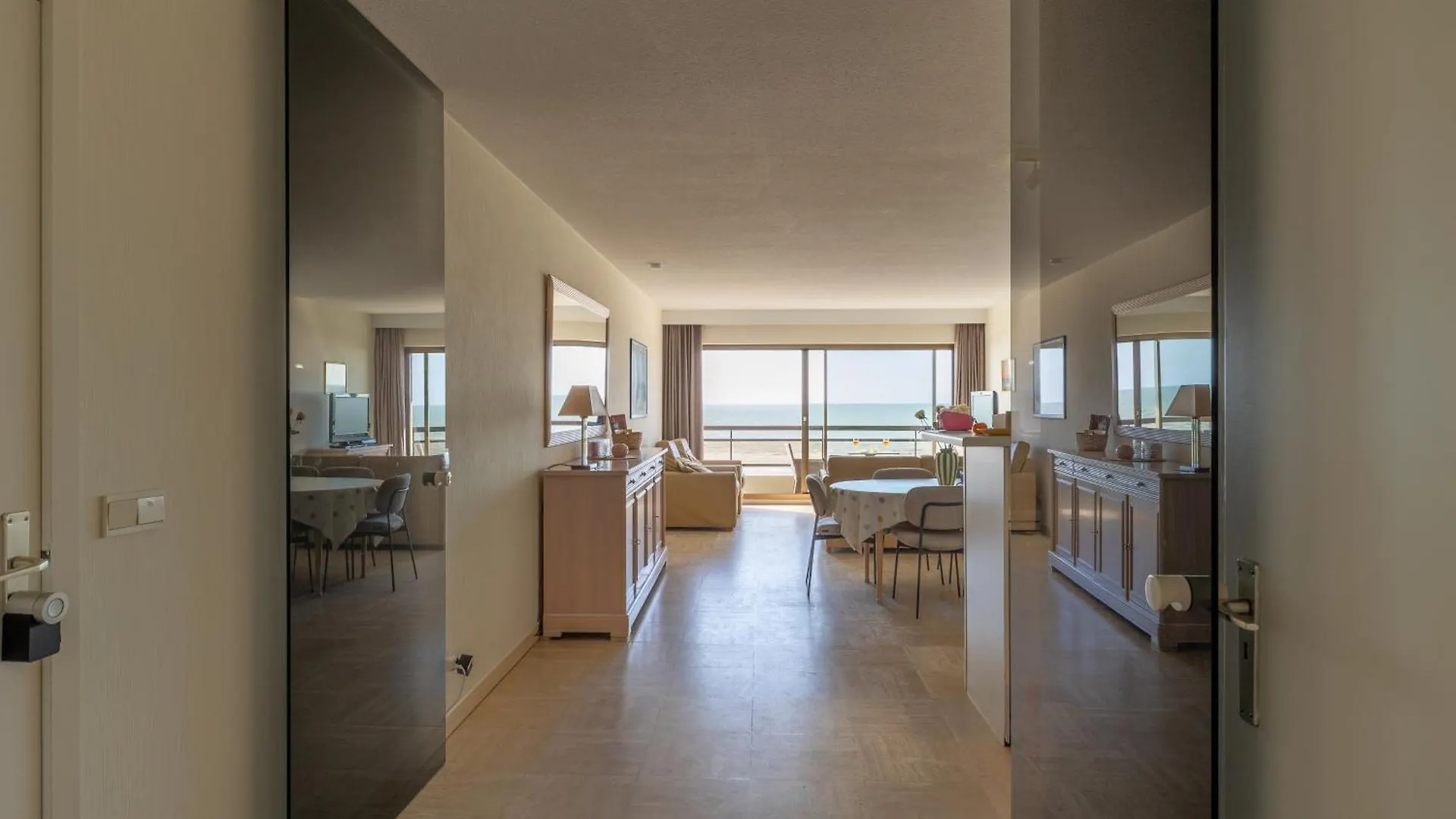 Ferienwohnung Royal Middelkerke Met Garage Belgien
